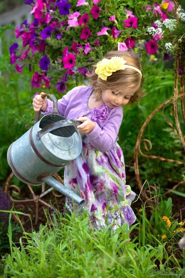 gardening-children1